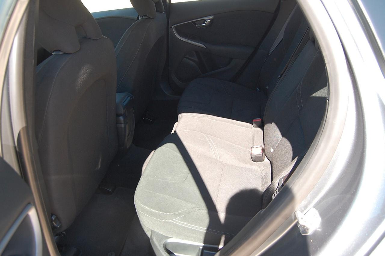 Volvo V40 Cross Country D4 Kinetic