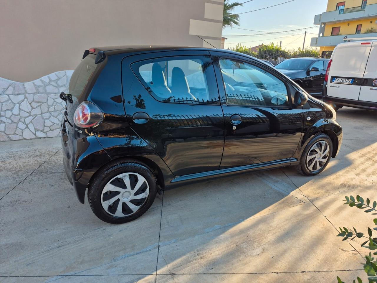 Toyota Aygo 1.0 12V VVT-i 5 porte Cool Soda Connect