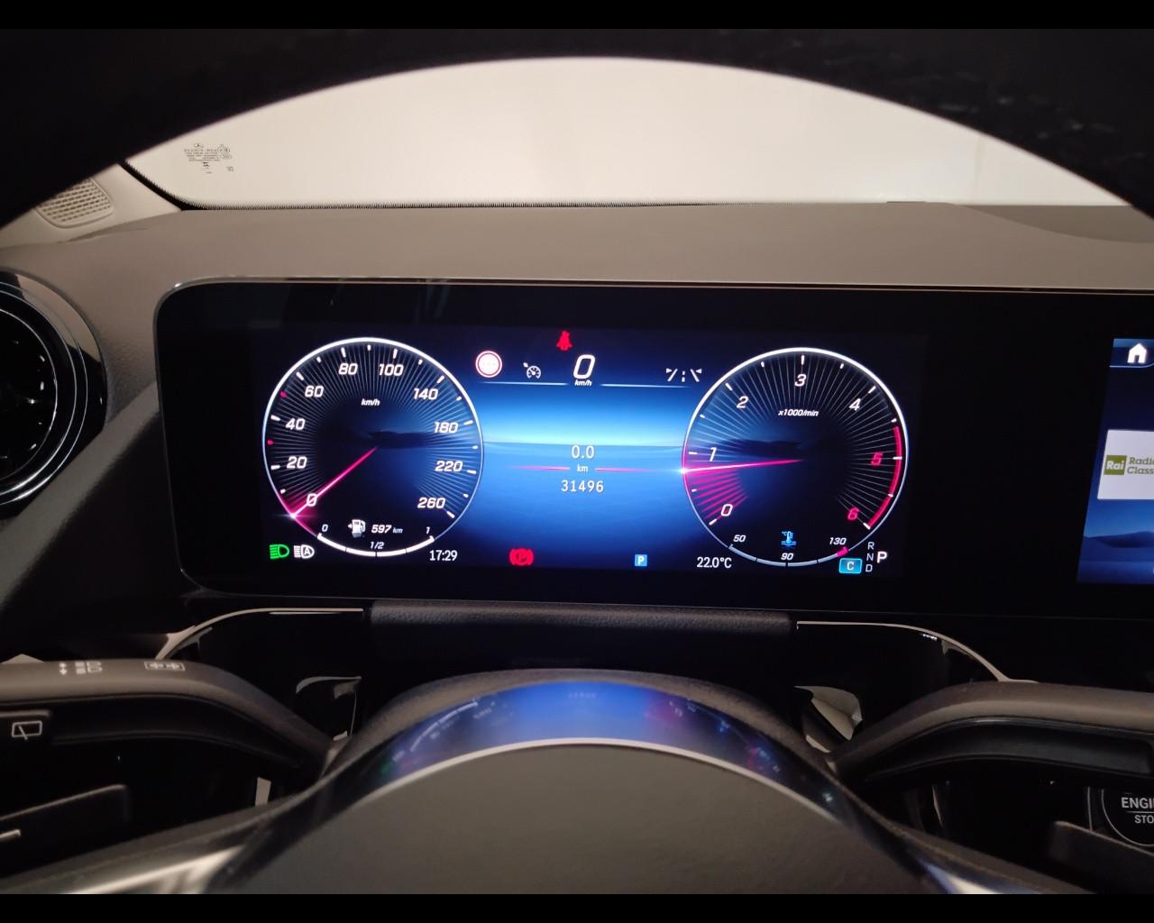 Mercedes-Benz GLA-H247 2023 - GLA 180 d Advanced auto