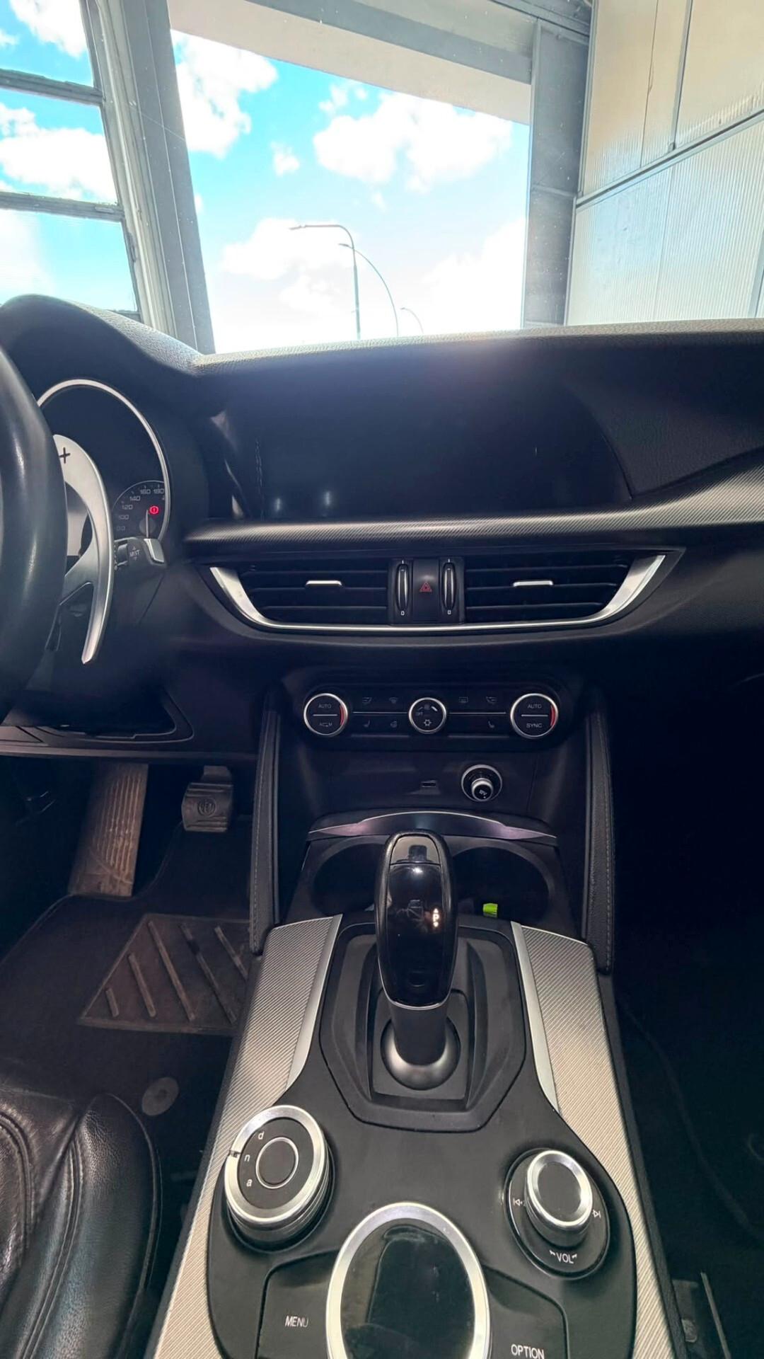 Alfa Romeo Stelvio 2.2 Turbodiesel 210 CV AT8 Q4 Executive