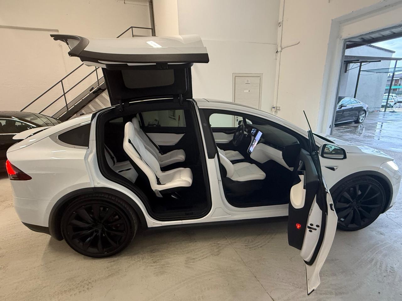 Tesla Model X Long Range Dual Motor 6 posti Extrafull