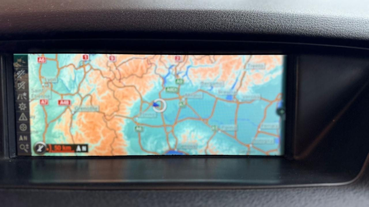 Bmw X1 xDrive20d Attiva