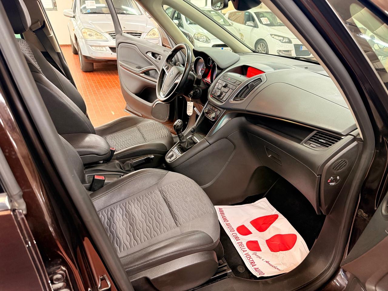 Opel Zafira 1.6 ecoM Turbo One 7 posti