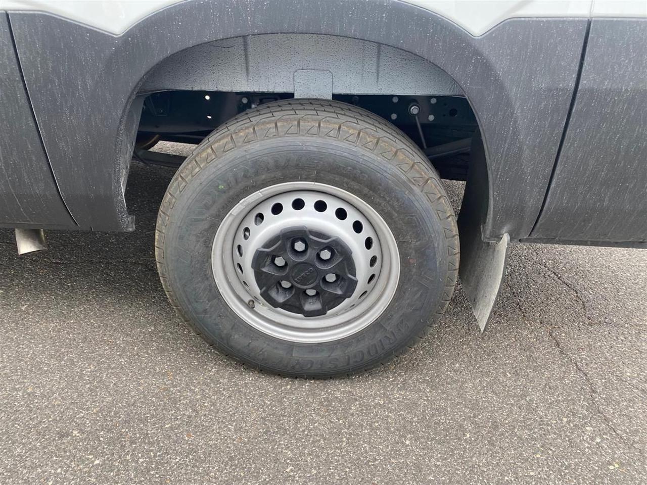 IVECO Daily 35S12V 2.3 HPT PM-SL-TA Furgone