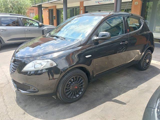 LANCIA Ypsilon 0.9 TwinAir 85 CV 5 porte Metano Ecochic Elefantin