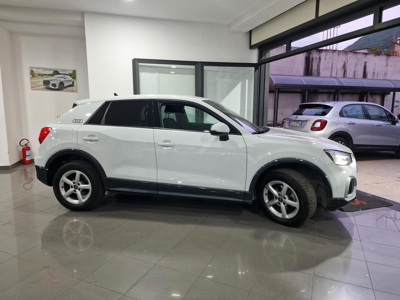 Audi Q2 30 TDI Business