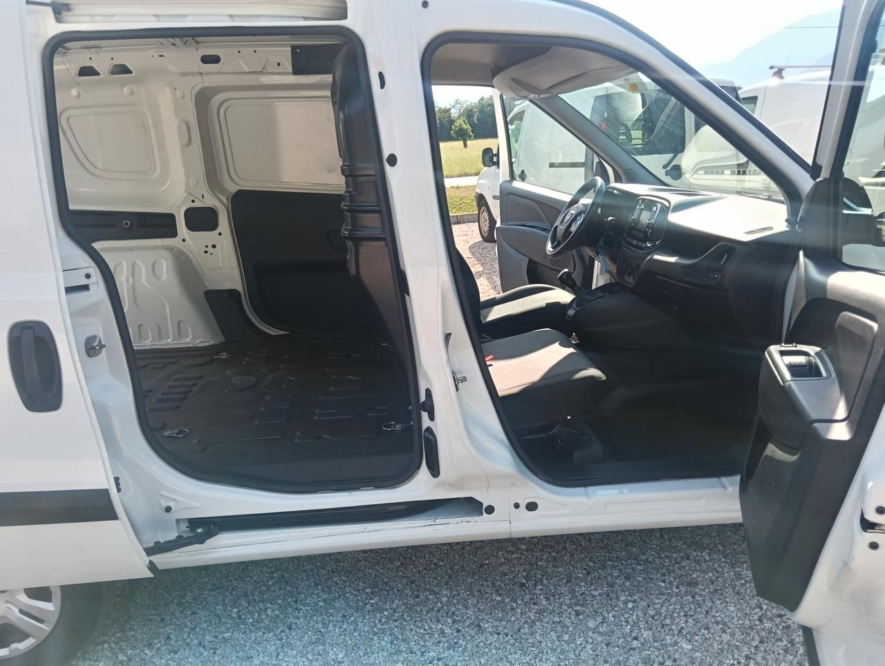 Fiat Doblo Doblò 1.3 MJT S&S PC-TN Cargo Lounge