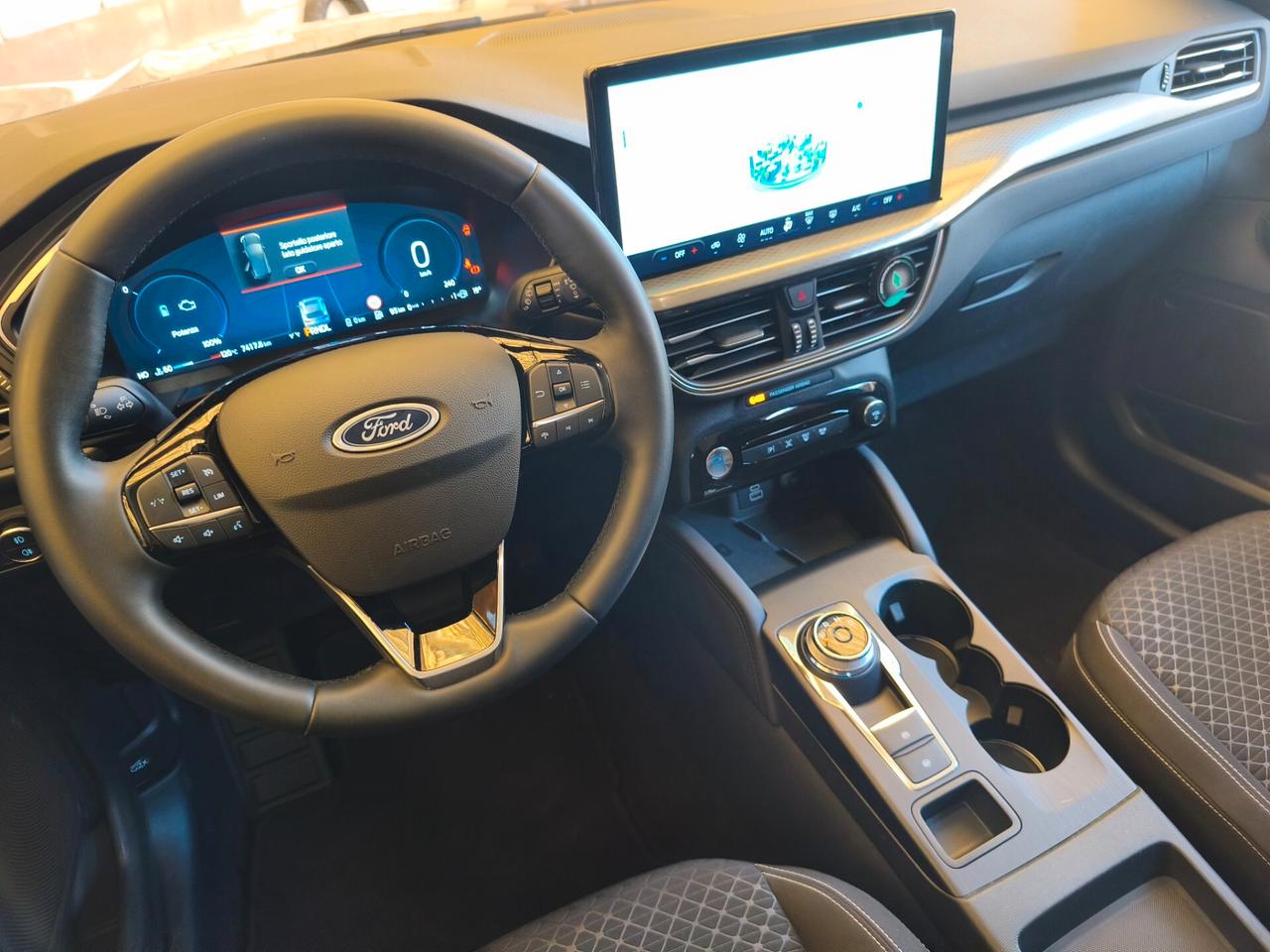 Ford Kuga 2.5 Full Hybrid 180 CV CVT 2WD Titanium