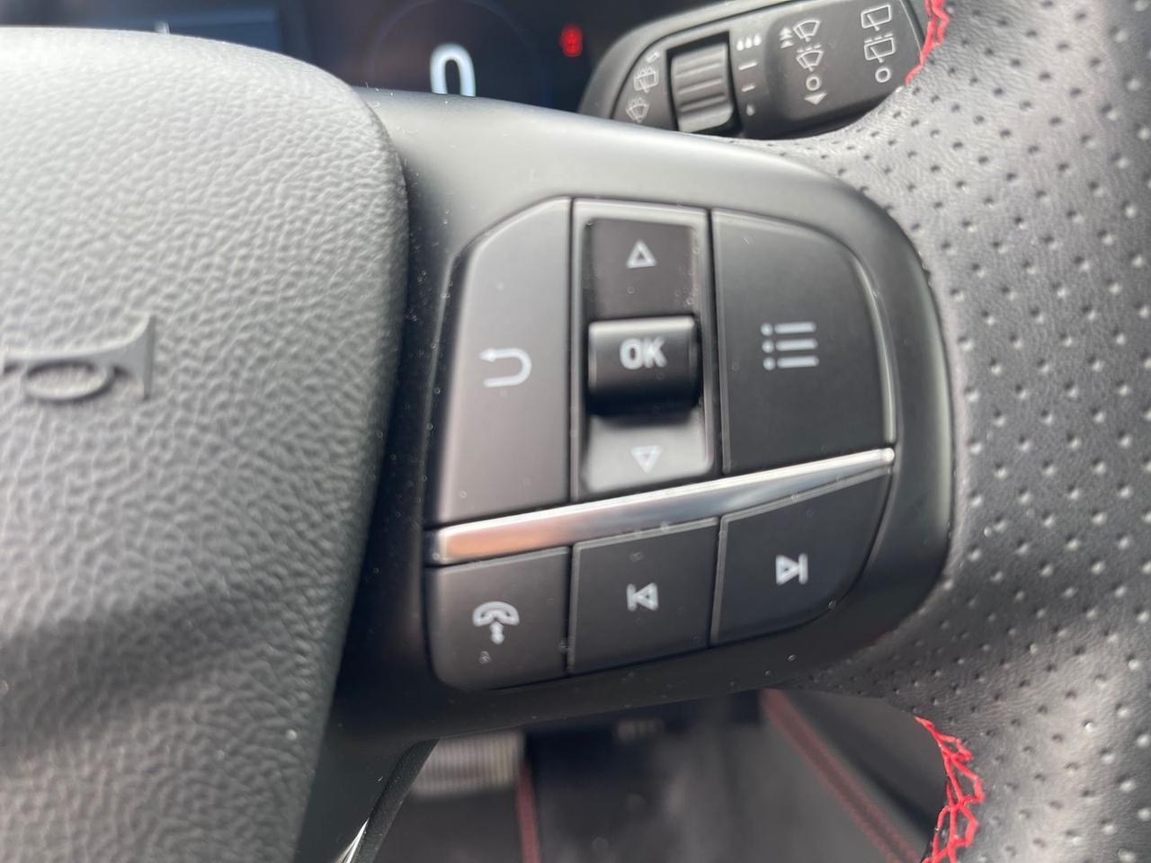 Ford Kuga 2.5 Duratec FHEV HEV ST Line #10885