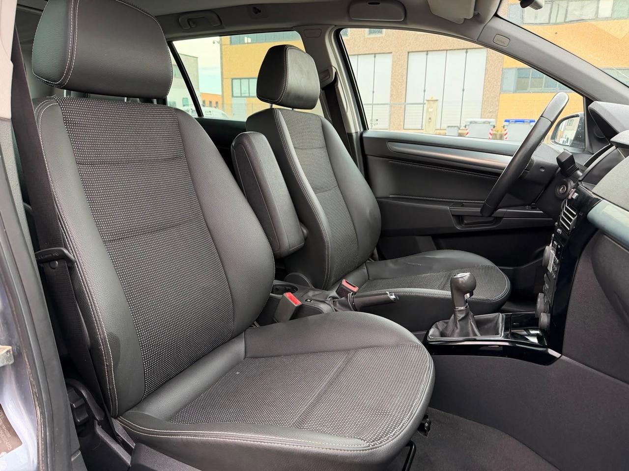 Opel Astra CDTI Station Wagon Cosmo 150000 KM
