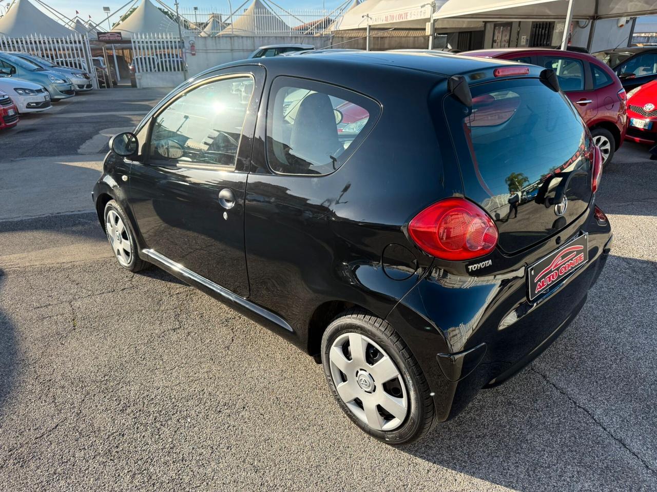 Toyota Aygo 1.0 VVT-i 69 CV 5 porte x-business