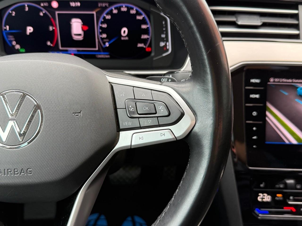 VW Passat 2.0 TDI SCR DSG Executive/PELLE/UNIPRO