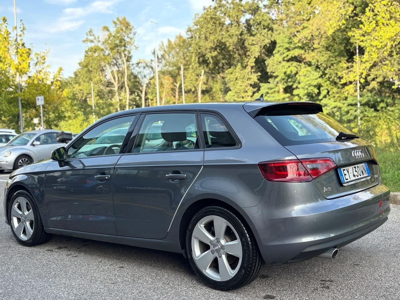 Audi A3 SPB 1.6 TDI clean diesel Ambition