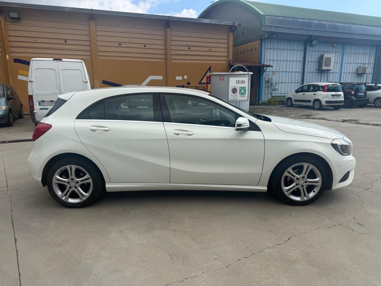 Mercedes-benz A 180 BlueEFFICIENz Premium