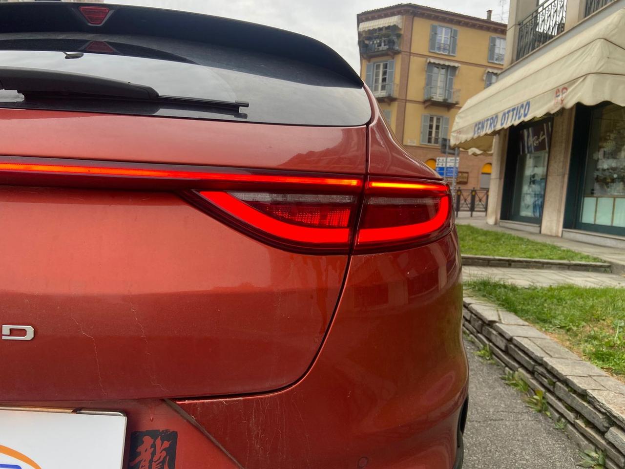 Kia ProCeed 1.6 T-GDI GT GT Line Plus