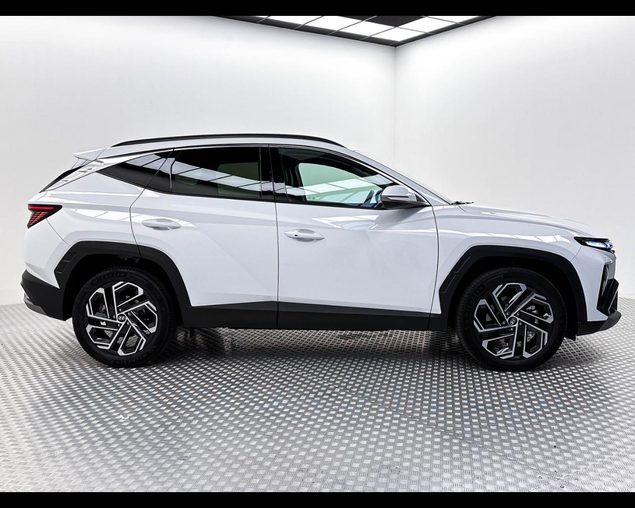 HYUNDAI TUCSON PE 1.6HEV AT 2WD EXELLENCE