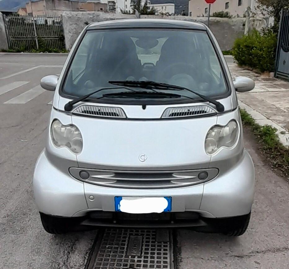 Smart ForTwo 700 coupé pure (37 kW)