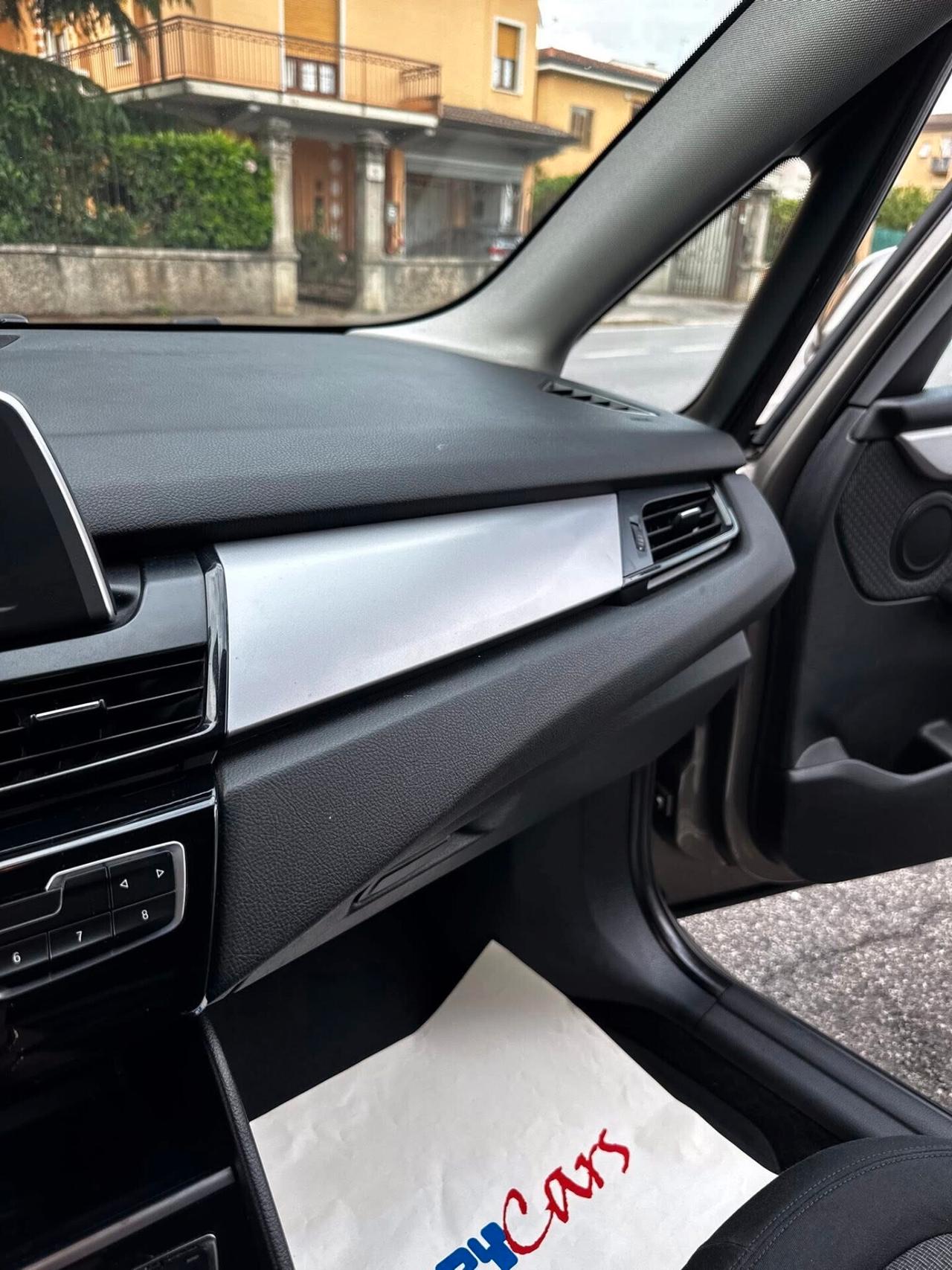 Bmw 2er Active Tourer 218d Active Tourer Sport