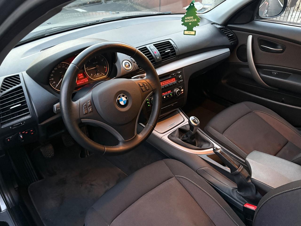 Bmw 118 118d cat 5 porte Futura DPF 12/2010