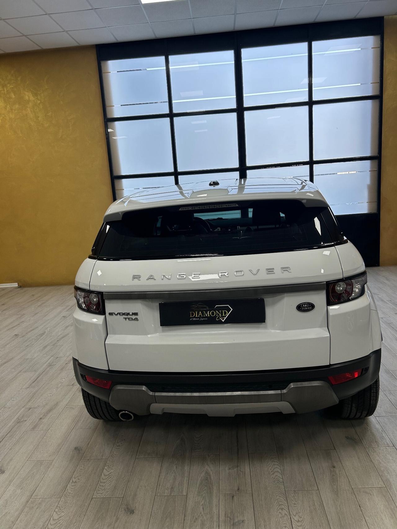 RANGE ROVER EVOQUE 2.2 Td4 150 cv “FULL FULL”-2013