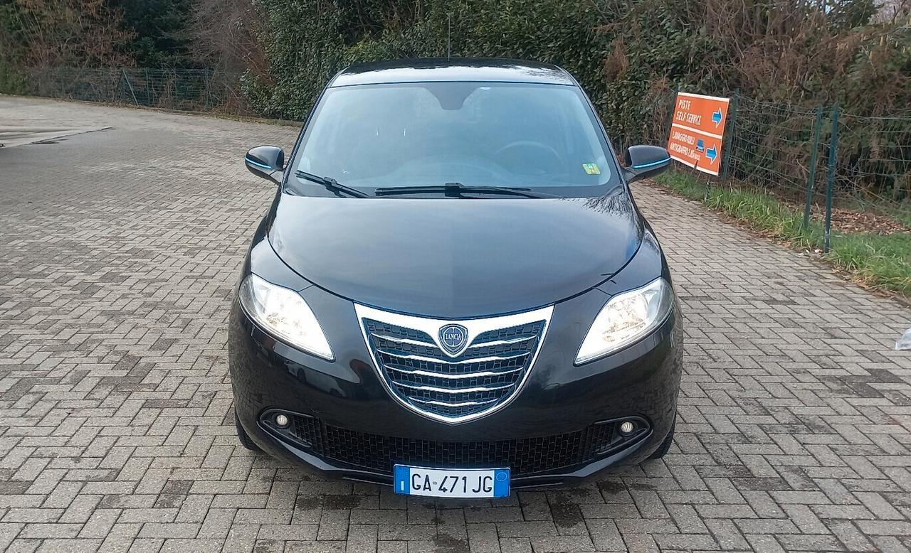 Lancia Ypsilon 1.2 69 CV 5 porte GPL Ecochic Elefantino