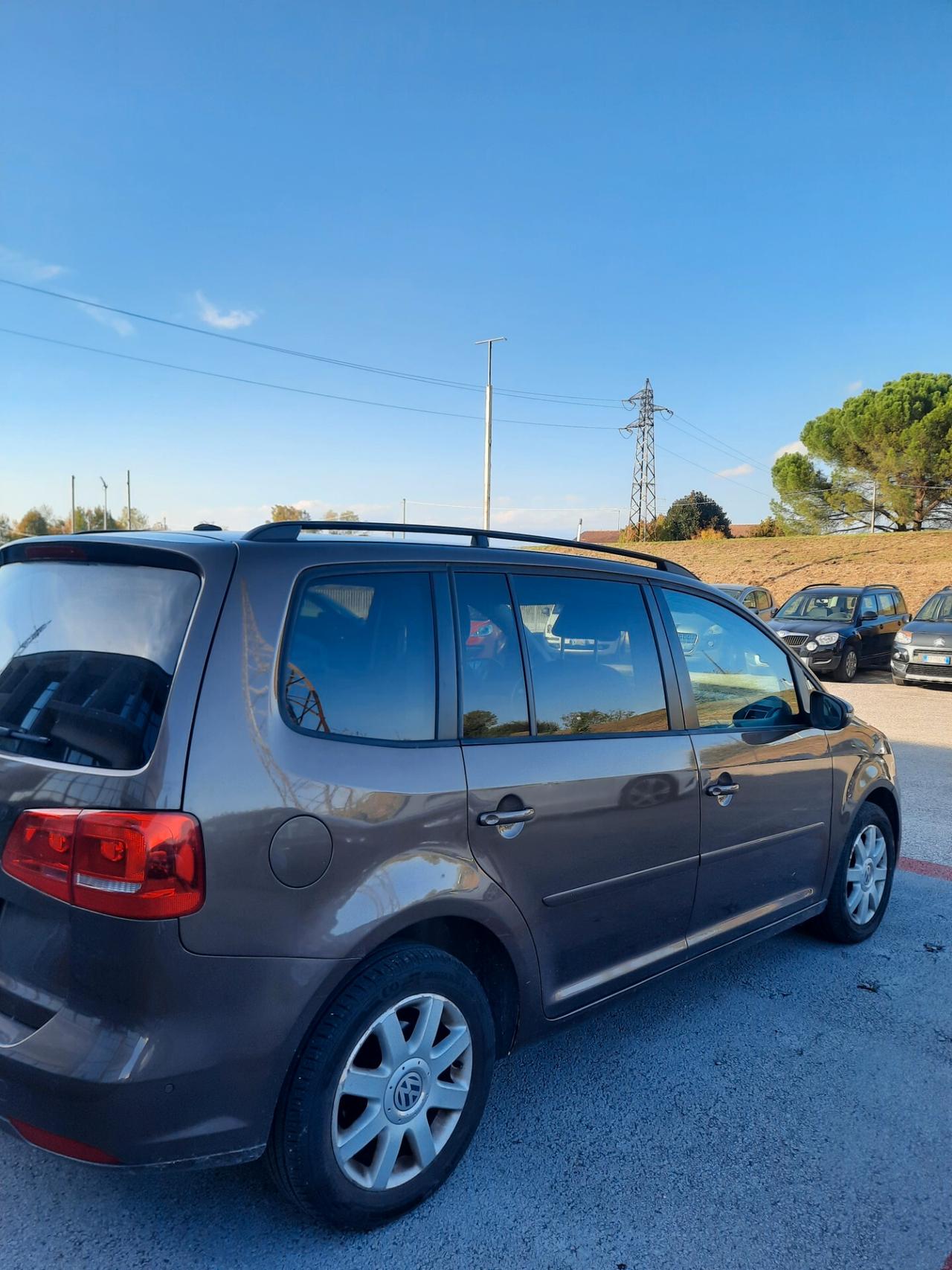 Volkswagen Touran 1.6 TDI Comfortline 7 POSTI