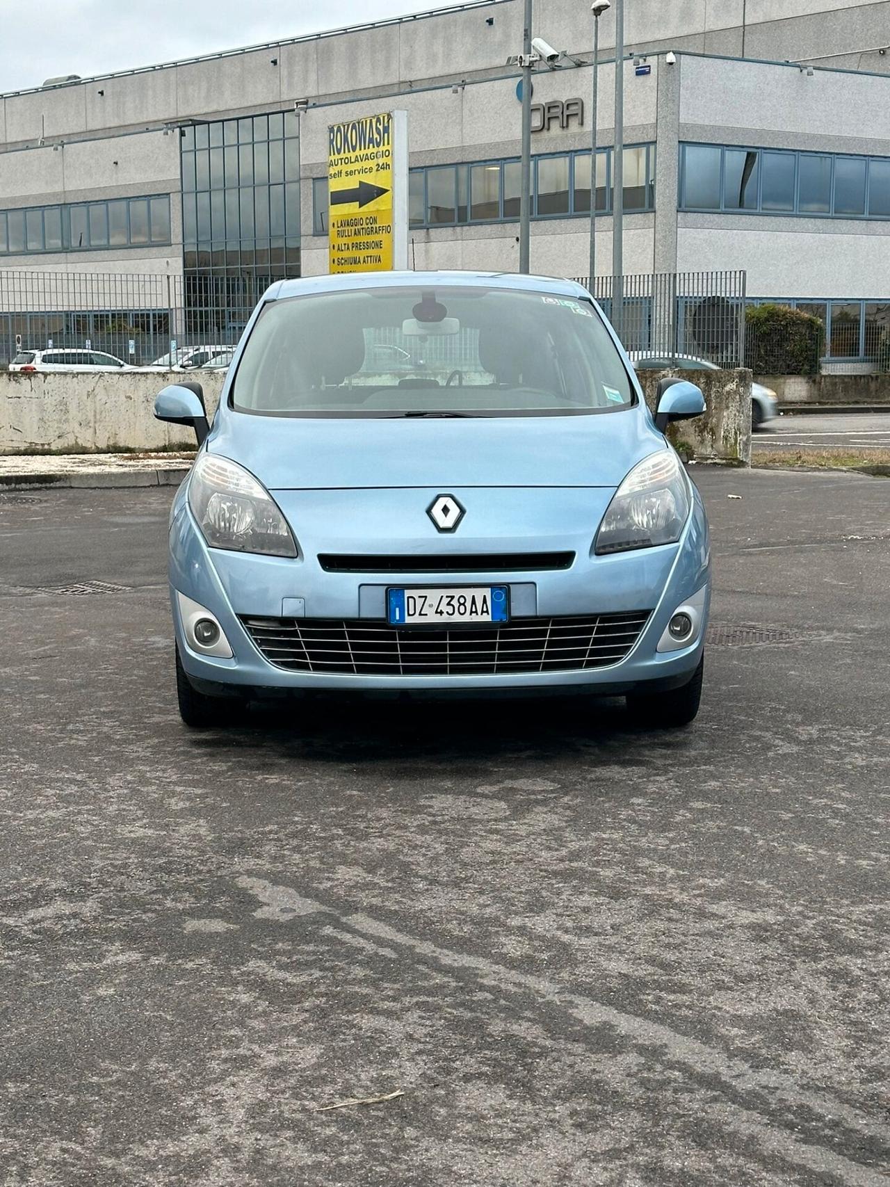 Renault Scenic Scénic 1.9 dCi 130CV Dynamique