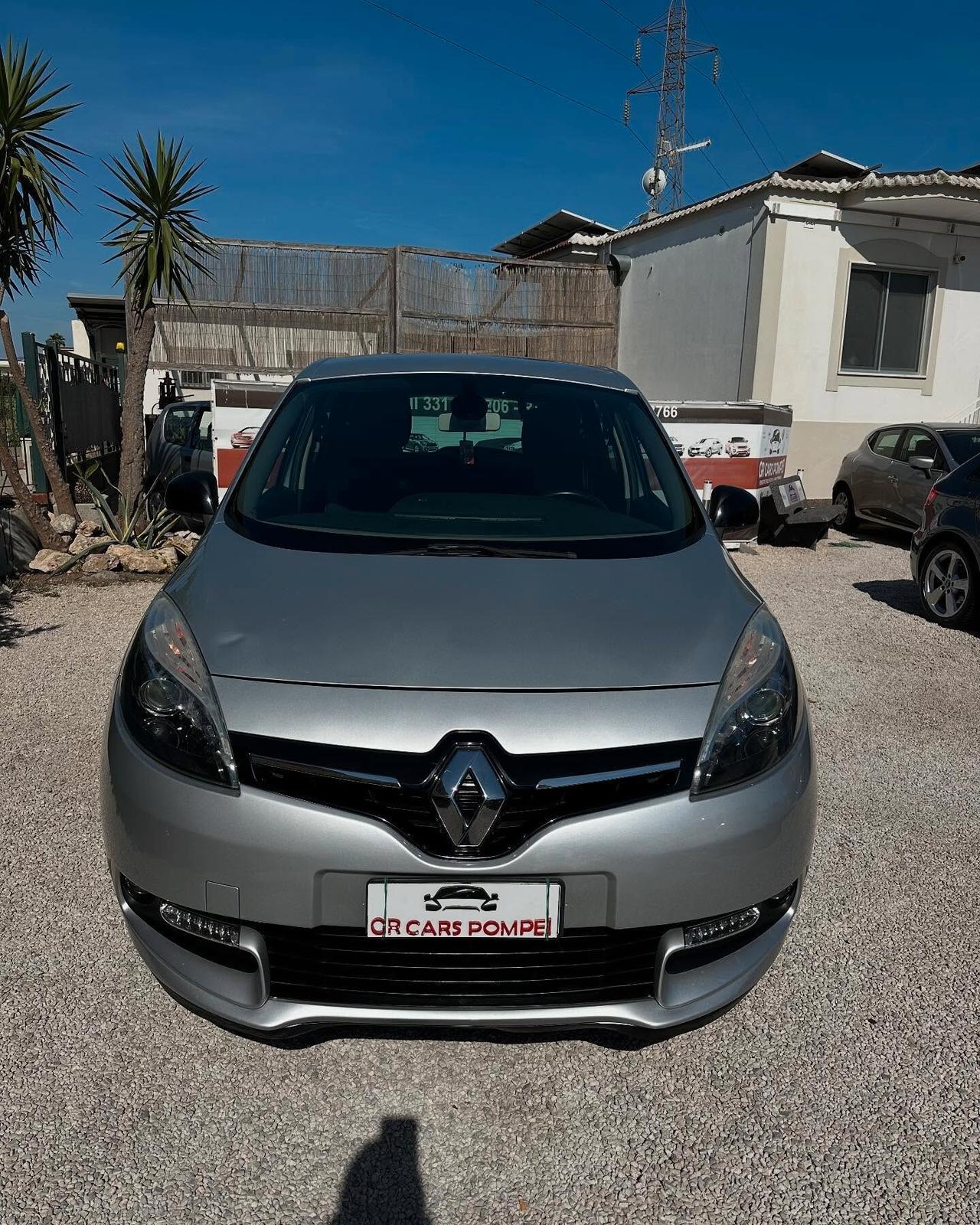 Renault Scenic Scénic XMod dCi 110 CV EDC Limited