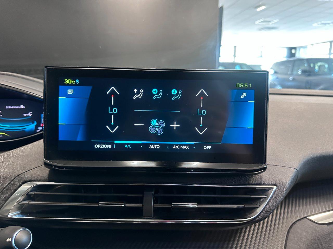 Peugeot 3008 3008 1.6 hybrid phev Allure Pack 225cv e-eat8