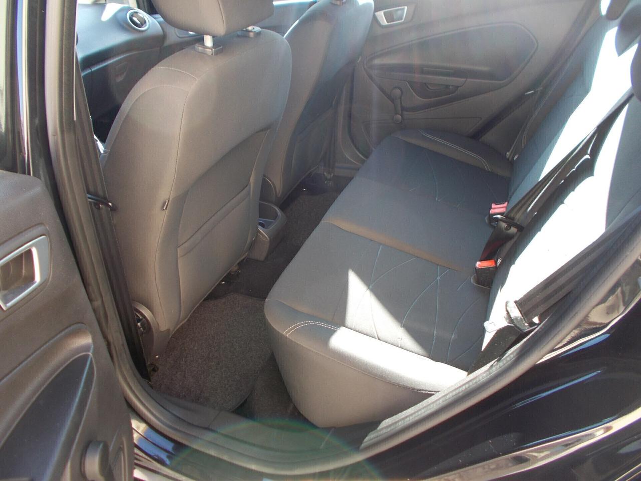 Ford Fiesta 1.5 TDCi 75CV 5 porte Titanium