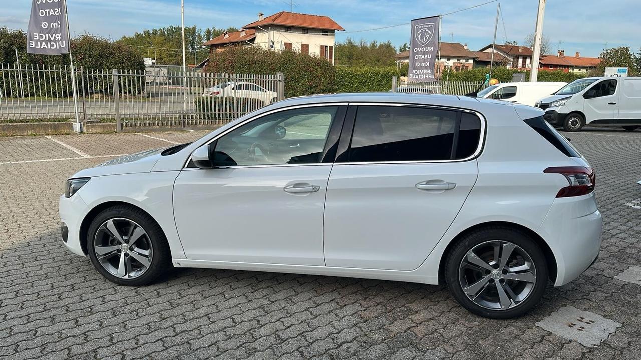 Peugeot 308 BlueHDi 120 S&S Allure