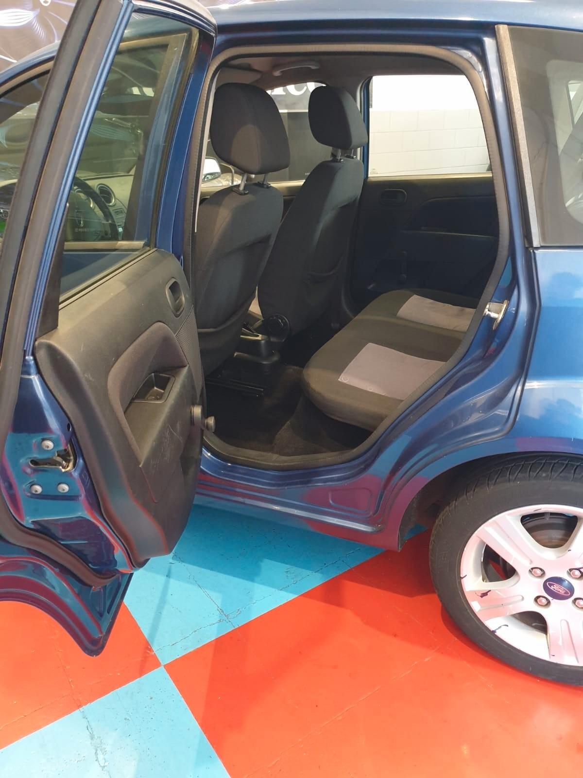 Ford Fiesta 1.2 16V 5p. NEOPATENTATI