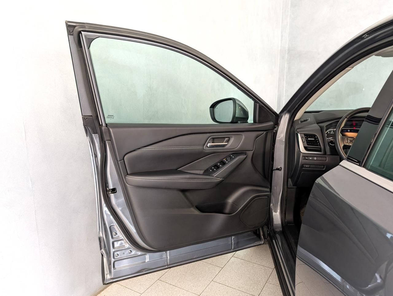 Nissan Qashqai 1.3 MHEV Xtronic 158cv Business
