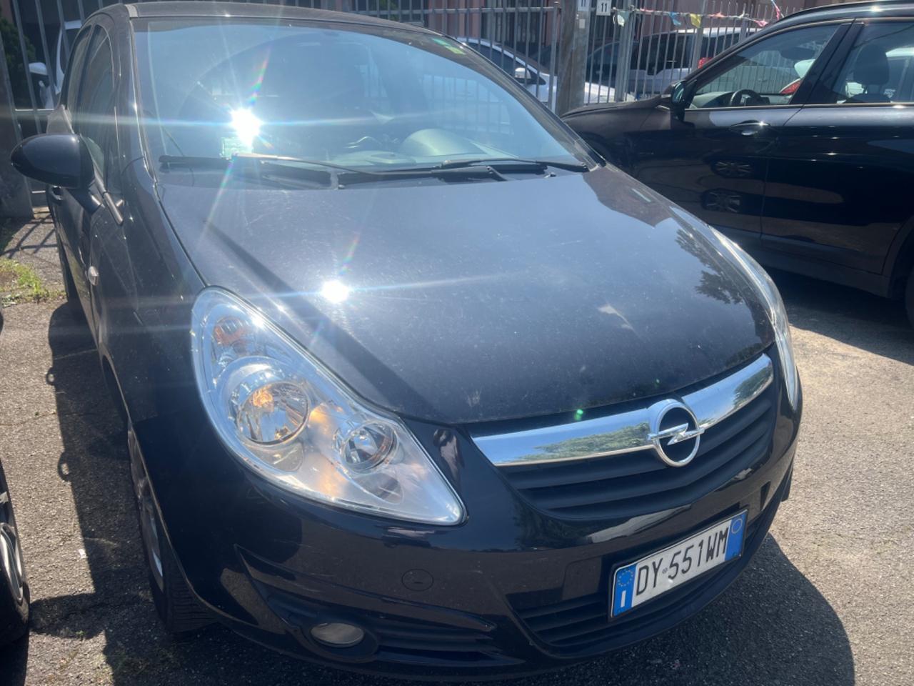 Opel Corsa 1.2 5 porte Cosmo