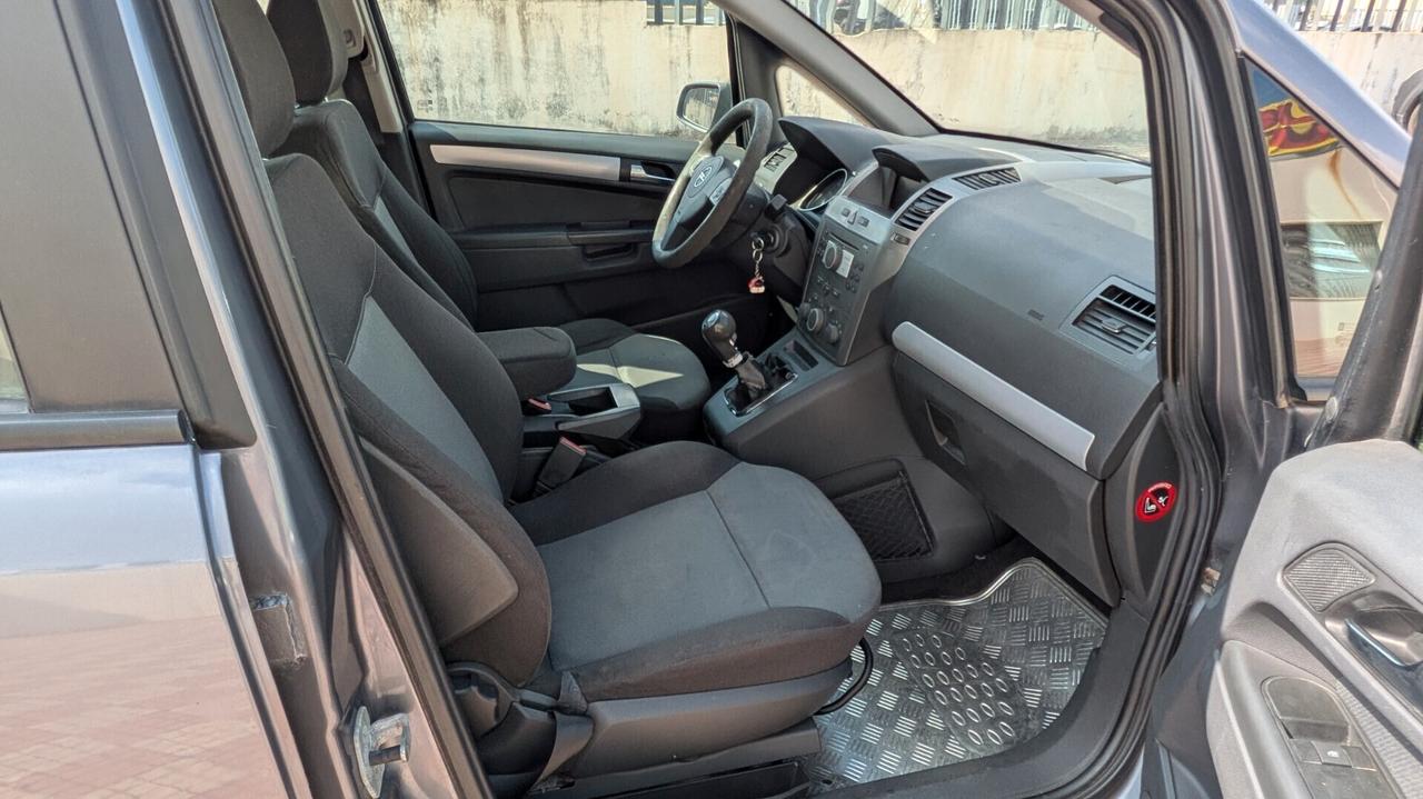 Opel Zafira 1.9 CDTI 101CV Cosmo