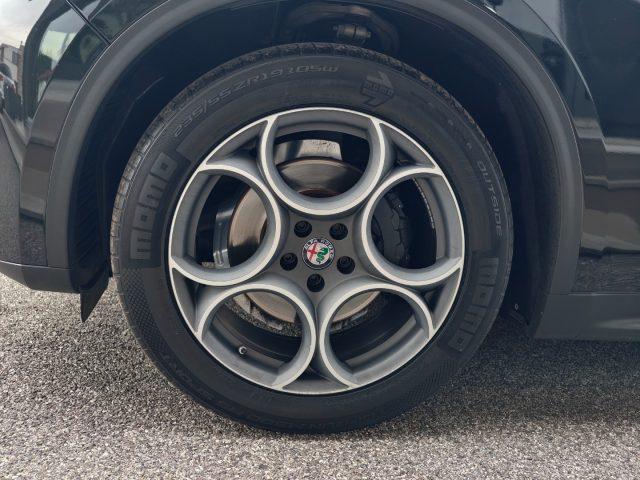 ALFA ROMEO Stelvio 2.2 Turbodiesel 190 CV AT8 Q4 Sprint