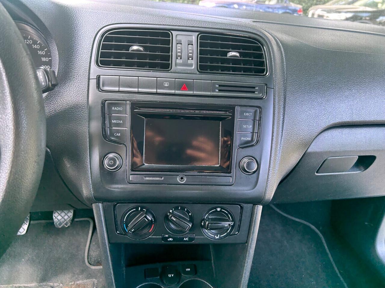 Volkswagen Polo 1.0 MPI 75 CV 5p. Business Comfortline