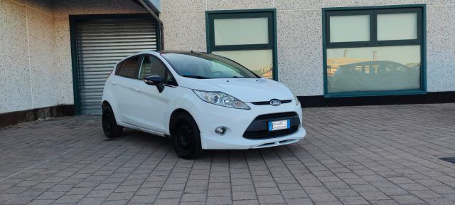 FORD Fiesta 1.4 TDCi 70CV 5 porte Titanium