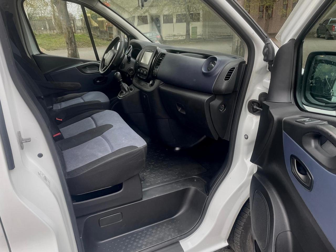 Opel Vivaro 1.6 Diesel 9 posti 2017