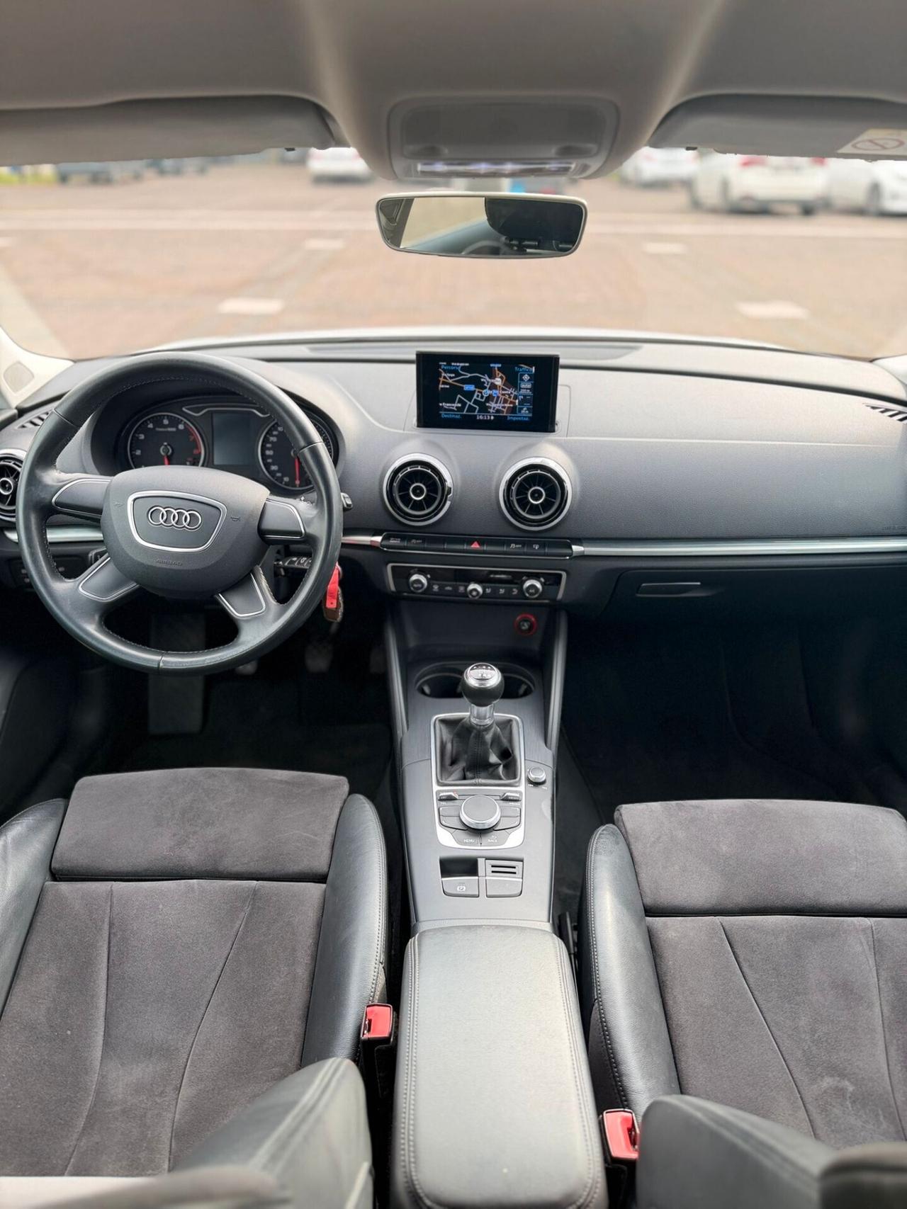 Audi A3 Sedan 1.4 TFSI COD ultra Ambiente