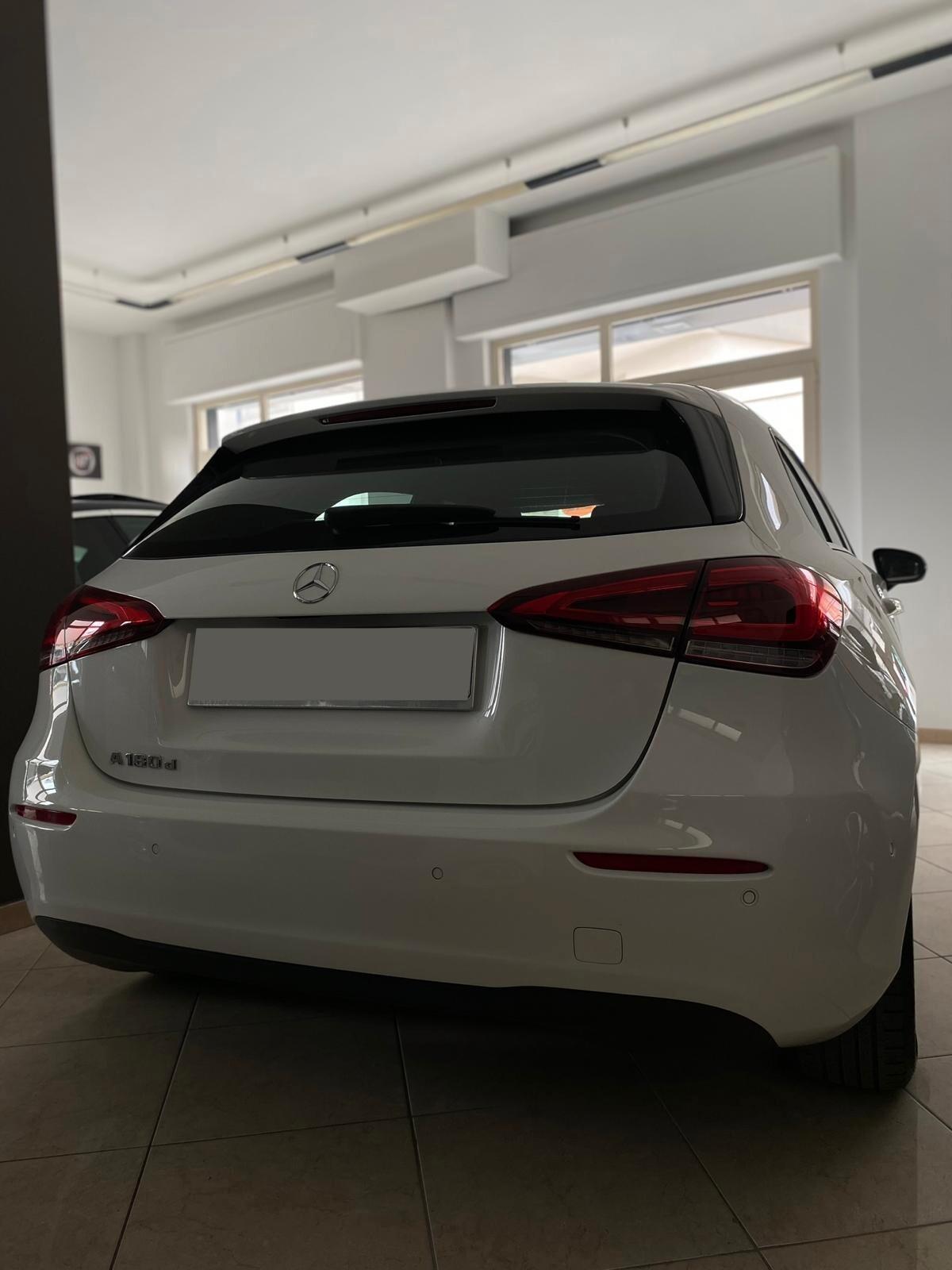 Mercedes-benz A 180 A 180 d Business. Iva inclusa