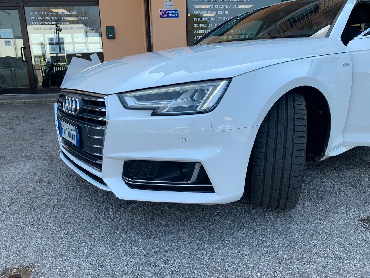 Audi A4 Avant 2.0 TDI S-tronic S-line Gancio traino Certificata