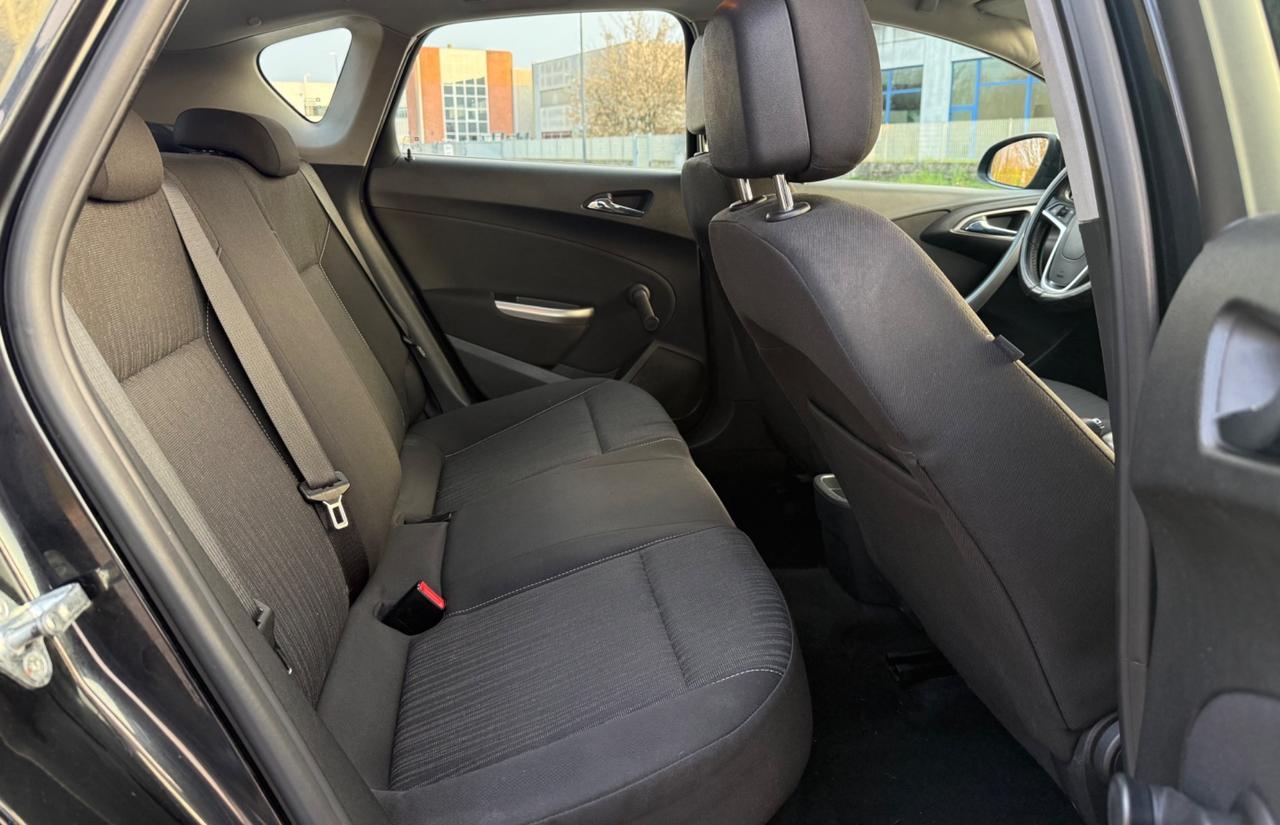 Opel Astra 1.7 CDTI 110CV 5 porte Cosmo