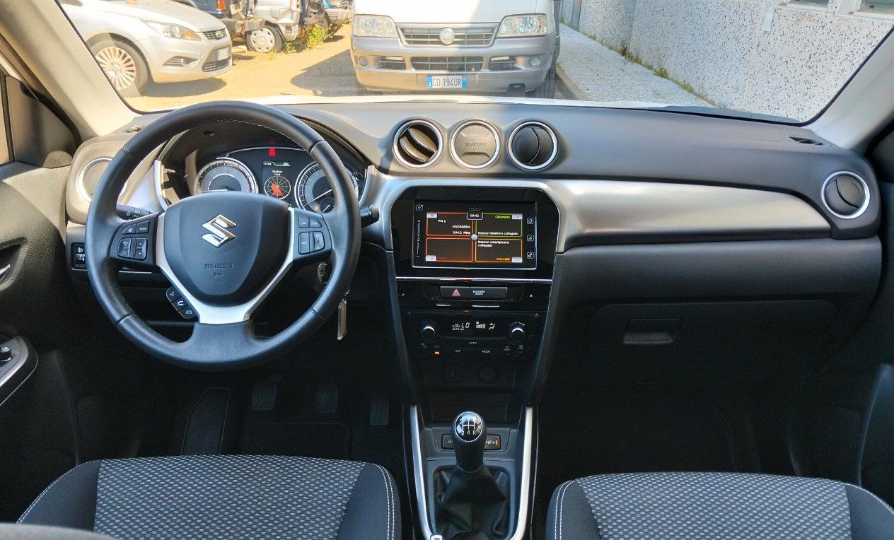 Suzuki Vitara 1.0 boosterjet Cool 2wd