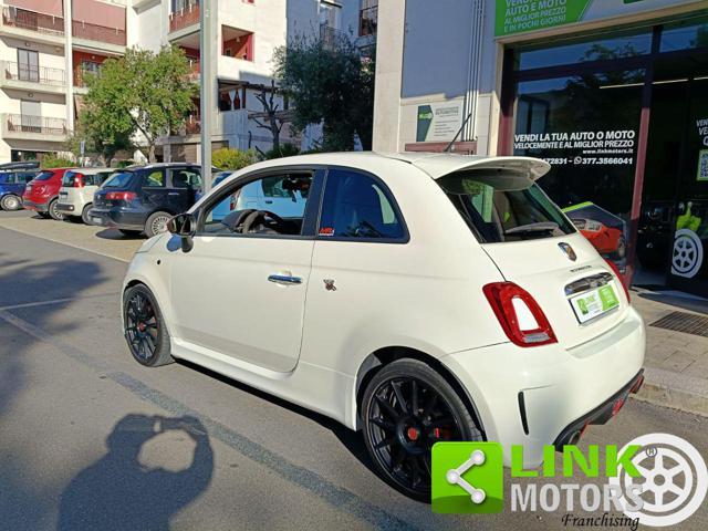 ABARTH 500 1.4 Turbo T-Jet esseesse