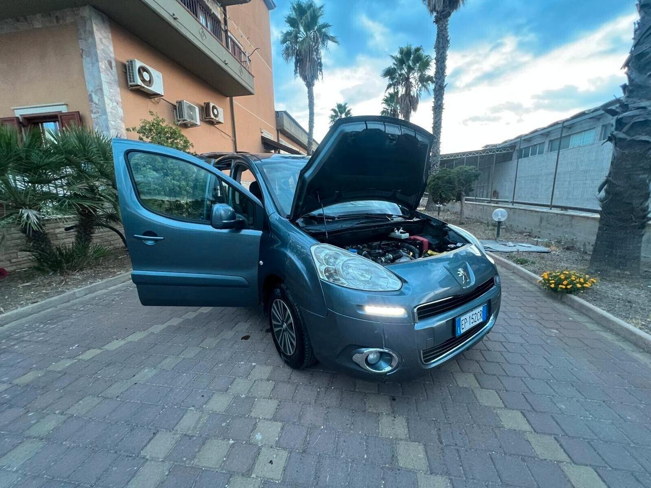 Peugeot Partner Tepee 1.6 HDi 115CV Active