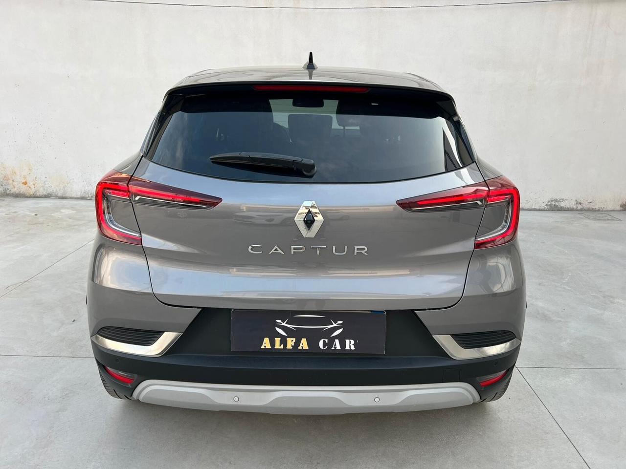 RENAULT CAPTUR 1.0 TCe 100cv GPL 2022!!! INTENS!!