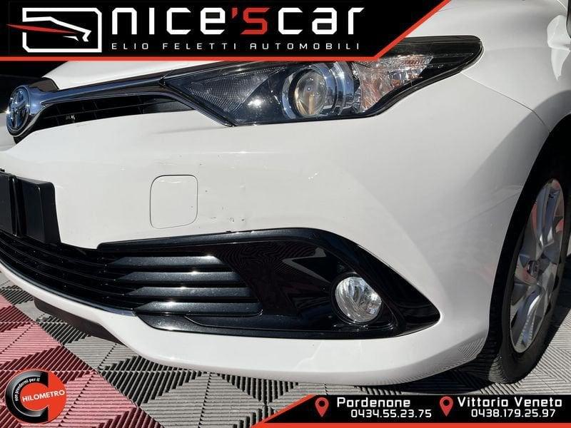 Toyota Auris Touring Sports 1.8 Hybrid Active