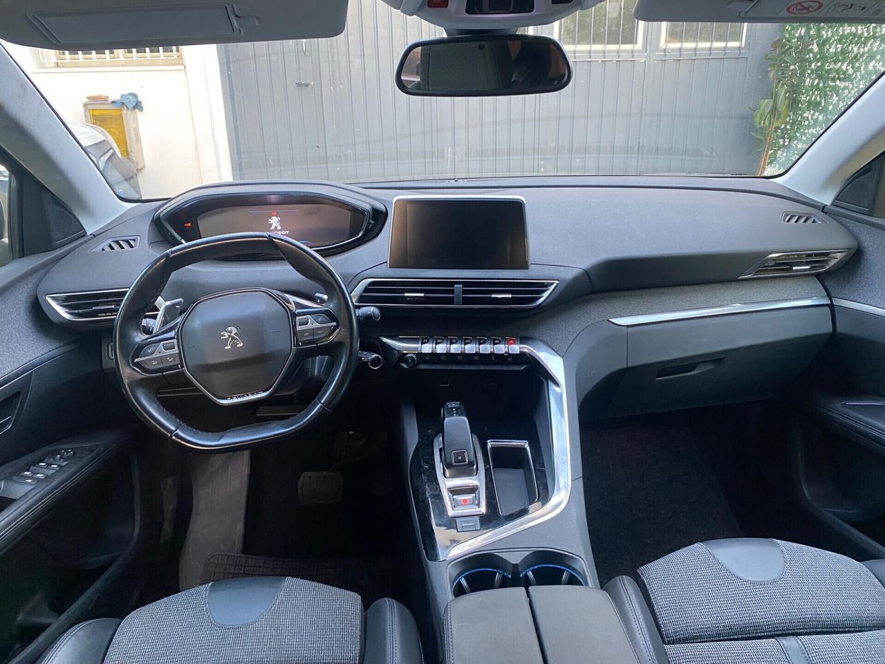 Peugeot 5008 PureTech Turbo 130 S&S EAT8 Allure