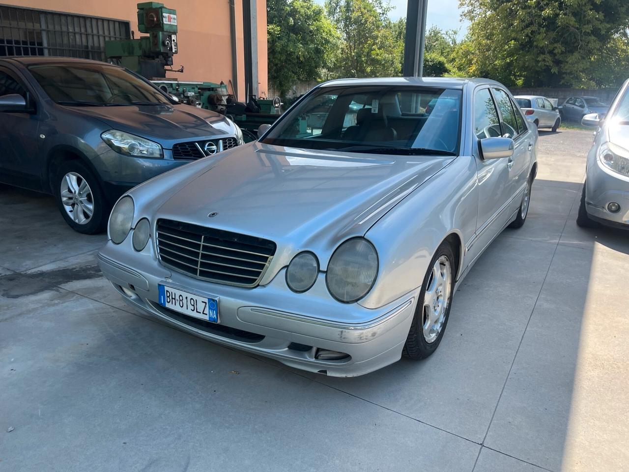 Mercedes-benz E 270 CDI cat Avantgarde